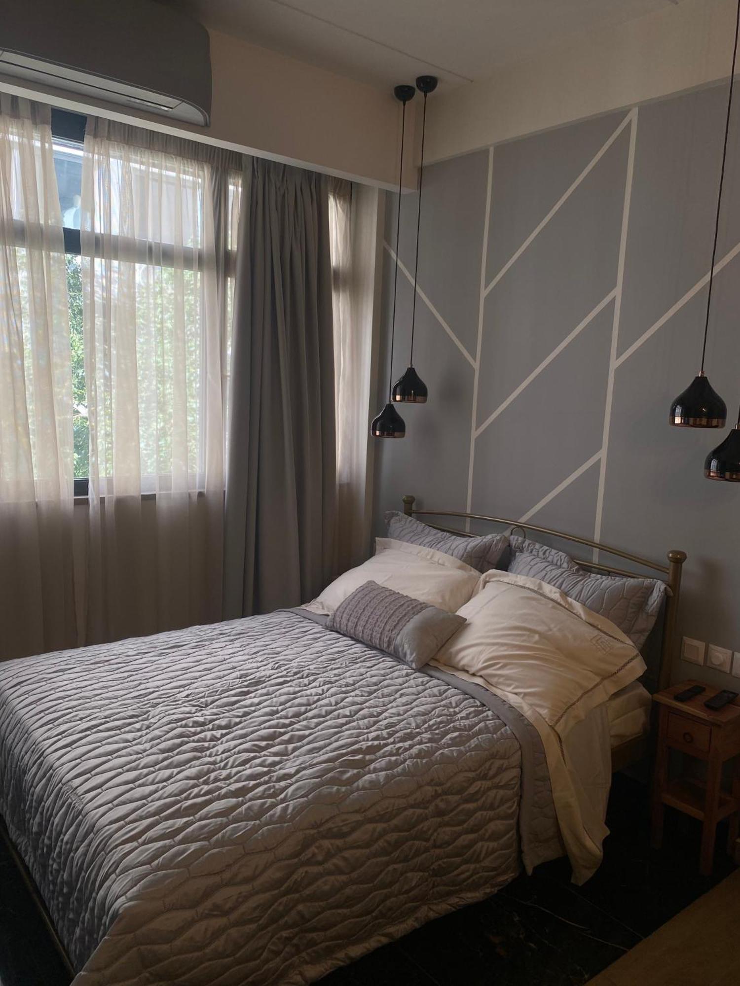 Condo Next To Metro St Athens! Extérieur photo